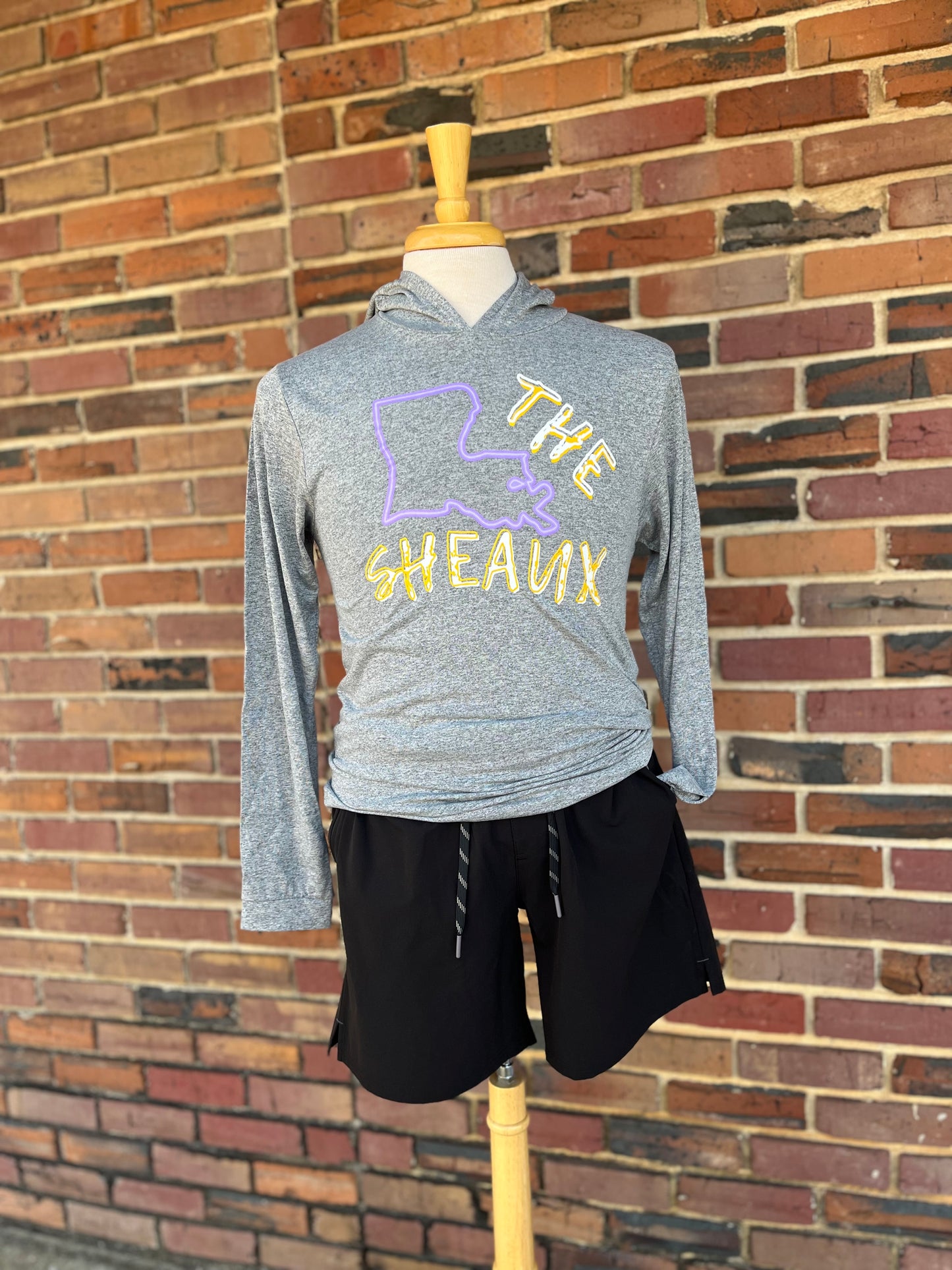 THE SHEAUX LOGO PERFORMANCE HOODIE